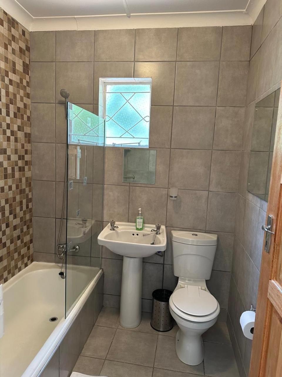 Bagley Terrace 136 Cottage Johannesburg Kültér fotó